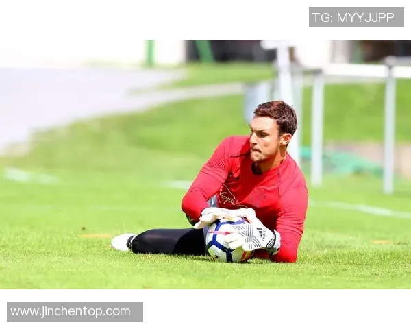 梦中扔足球的奇妙旅程与人生启示探索