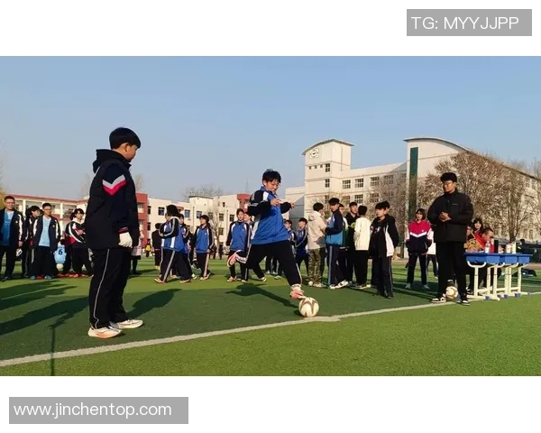 足球约架背后的竞技精神与友谊碰撞让我们重新审视体育的真谛